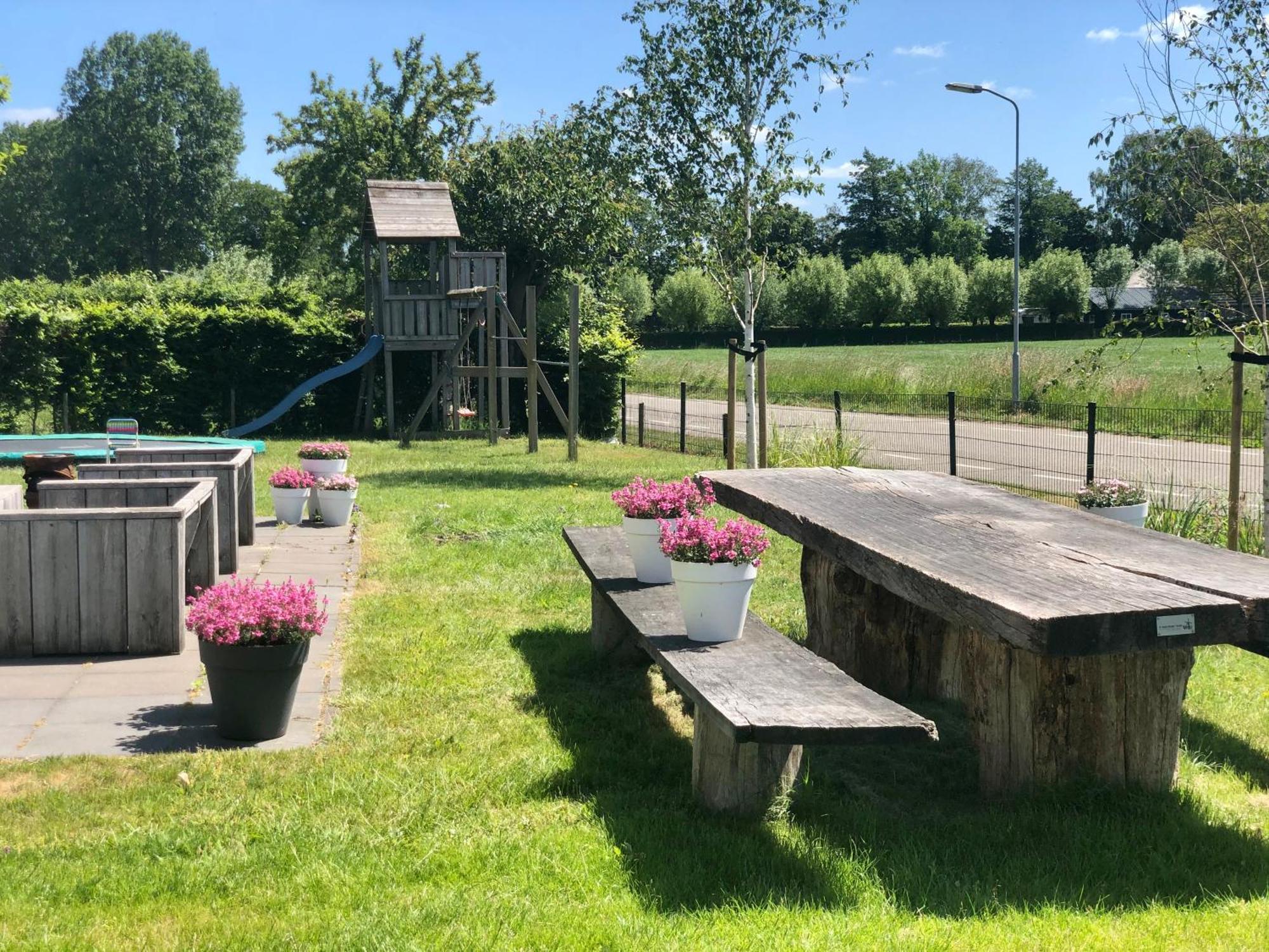 De Slaapfabriek Vakantiehuis En Trainingslocatie Teuge Екстериор снимка